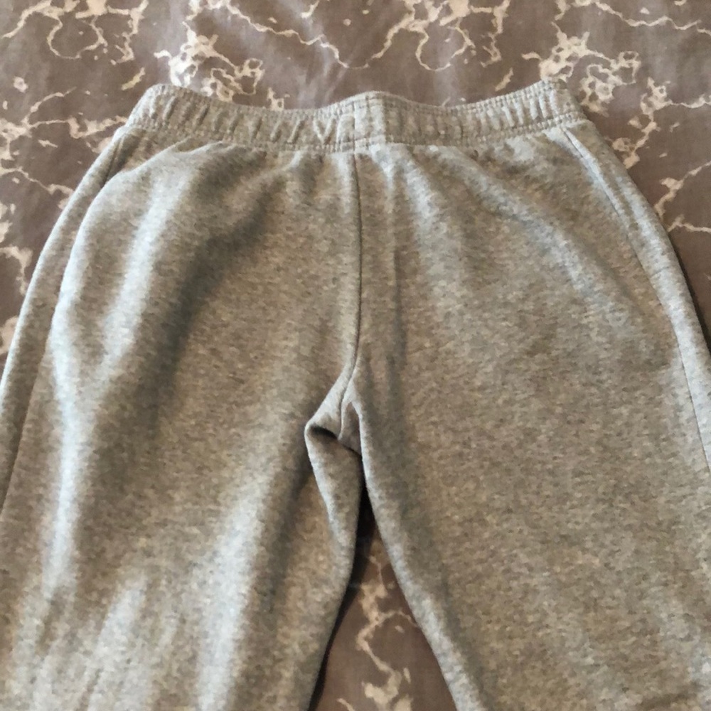 Sweats - Picture 3 of 5